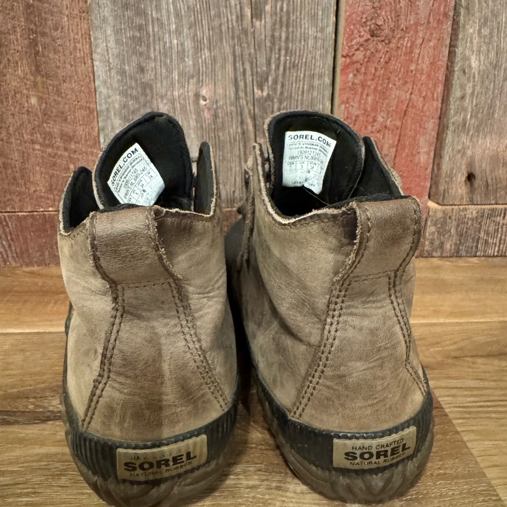 Sorel Out and About Women’s Size 7 Brown and Black Boots - Picture 5 of 8